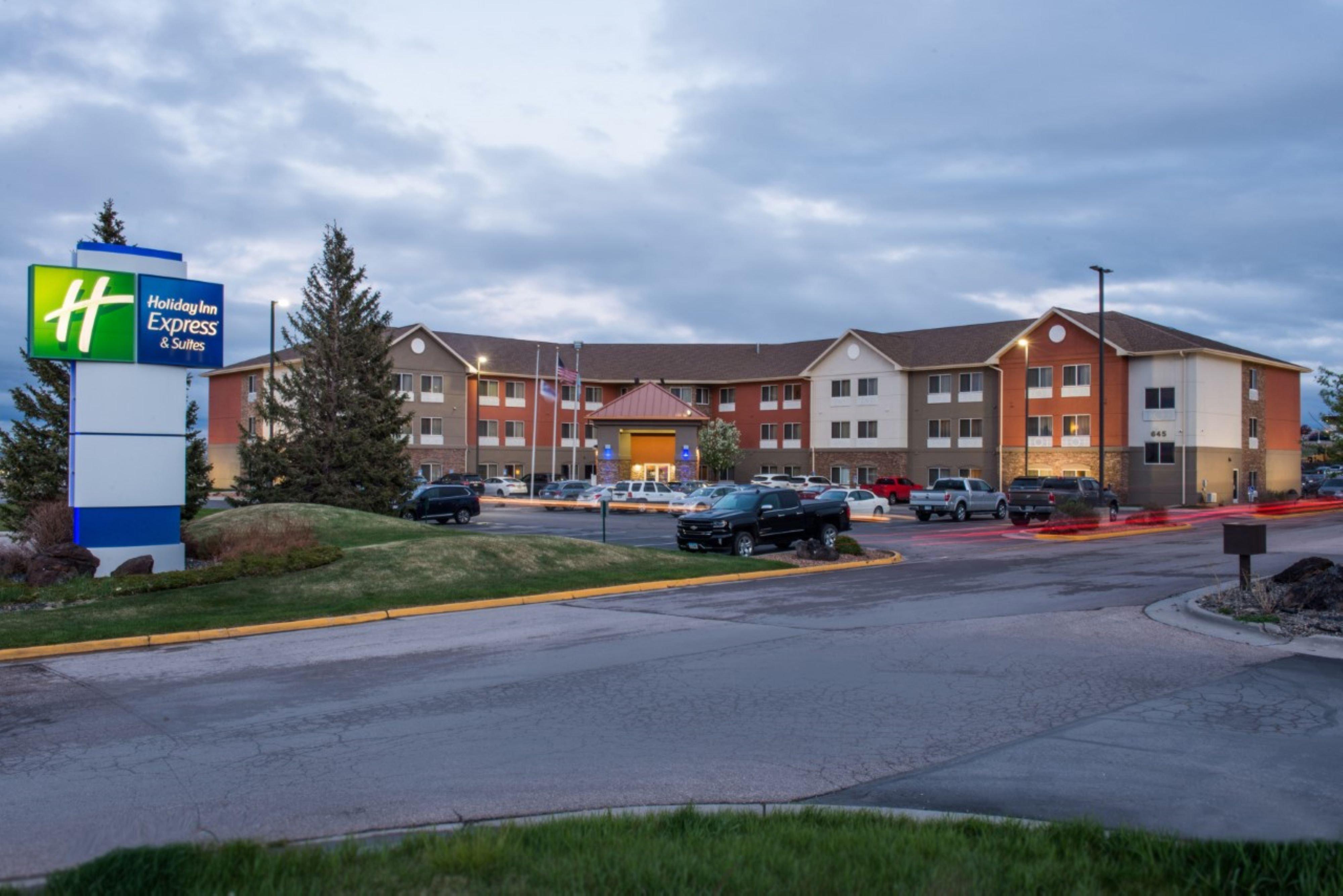 Holiday Inn Express & Suites Rapid City, An Ihg Hotel Dış mekan fotoğraf